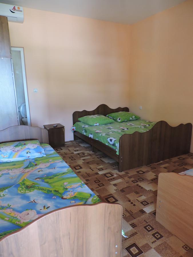 Guesthouse U Moti New Athos Экстерьер фото